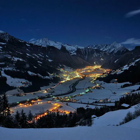 בית הארחה Waldegg 3*