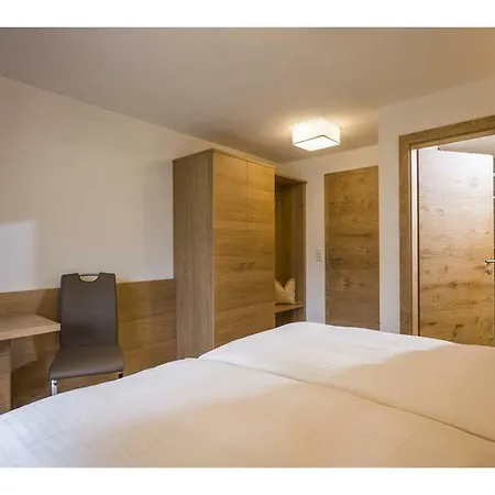 Waldegg בית הארחה