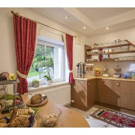 Waldegg 3* 힙파흐