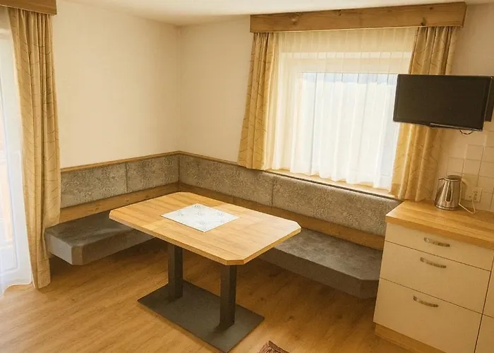 بيت ضيافة Waldegg 3*