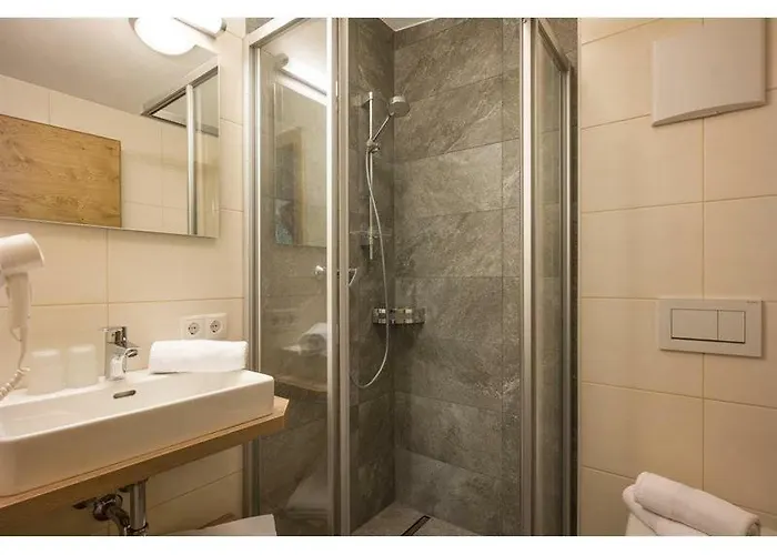 Casa de hóspedes Waldegg 3*