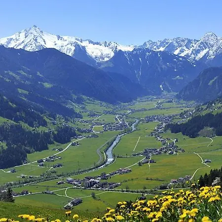 Waldegg 3*